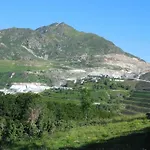 Confortable A Ignaux, 31 M² Avec Piscine * Ignaux