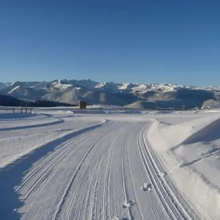 Apartament Appartement confortable à Ignaux, 31 m² avec piscine Ignaux