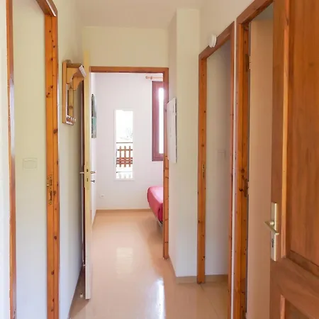 Confortable à Ignaux, 31 M² Avec Piscine Apartamento Ignaux
